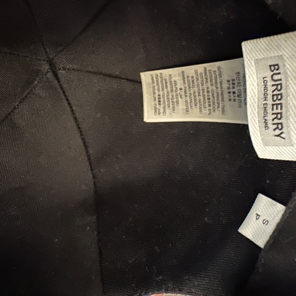 Burberry Hat - Picture 5 of 6